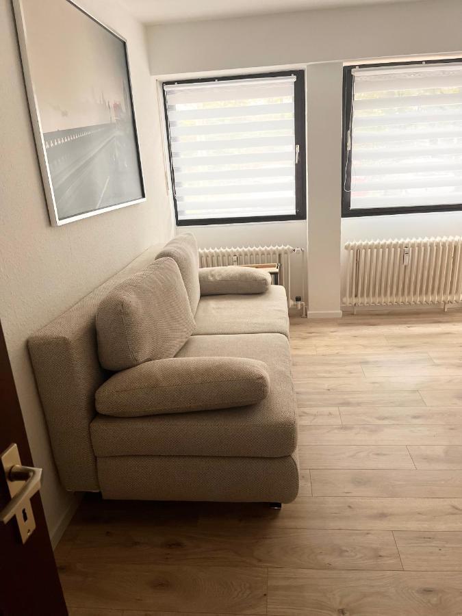Gemuetliches Zentrales Apartment 2 Min Bis Du Hbf Duisburg Eksteriør billede