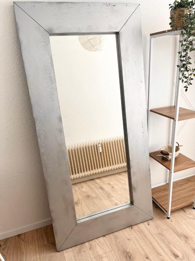 Gemuetliches Zentrales Apartment 2 Min Bis Du Hbf Duisburg Eksteriør billede